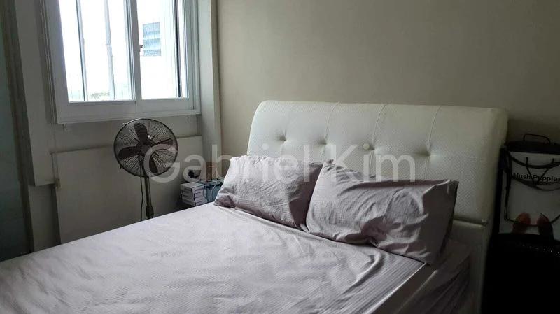 Master Room (HDB) for Rent in  427 Clementi Avenue 3 - Image 2